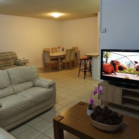 Surfers Holiday Apartments Голд-Кост Экстерьер фото
