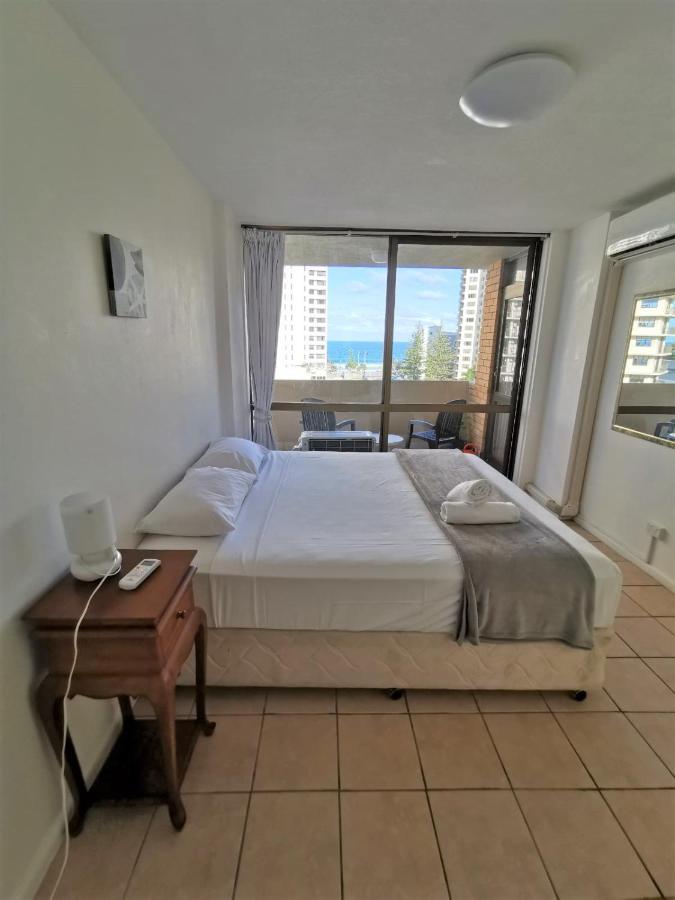 Surfers Holiday Apartments Голд-Кост Экстерьер фото