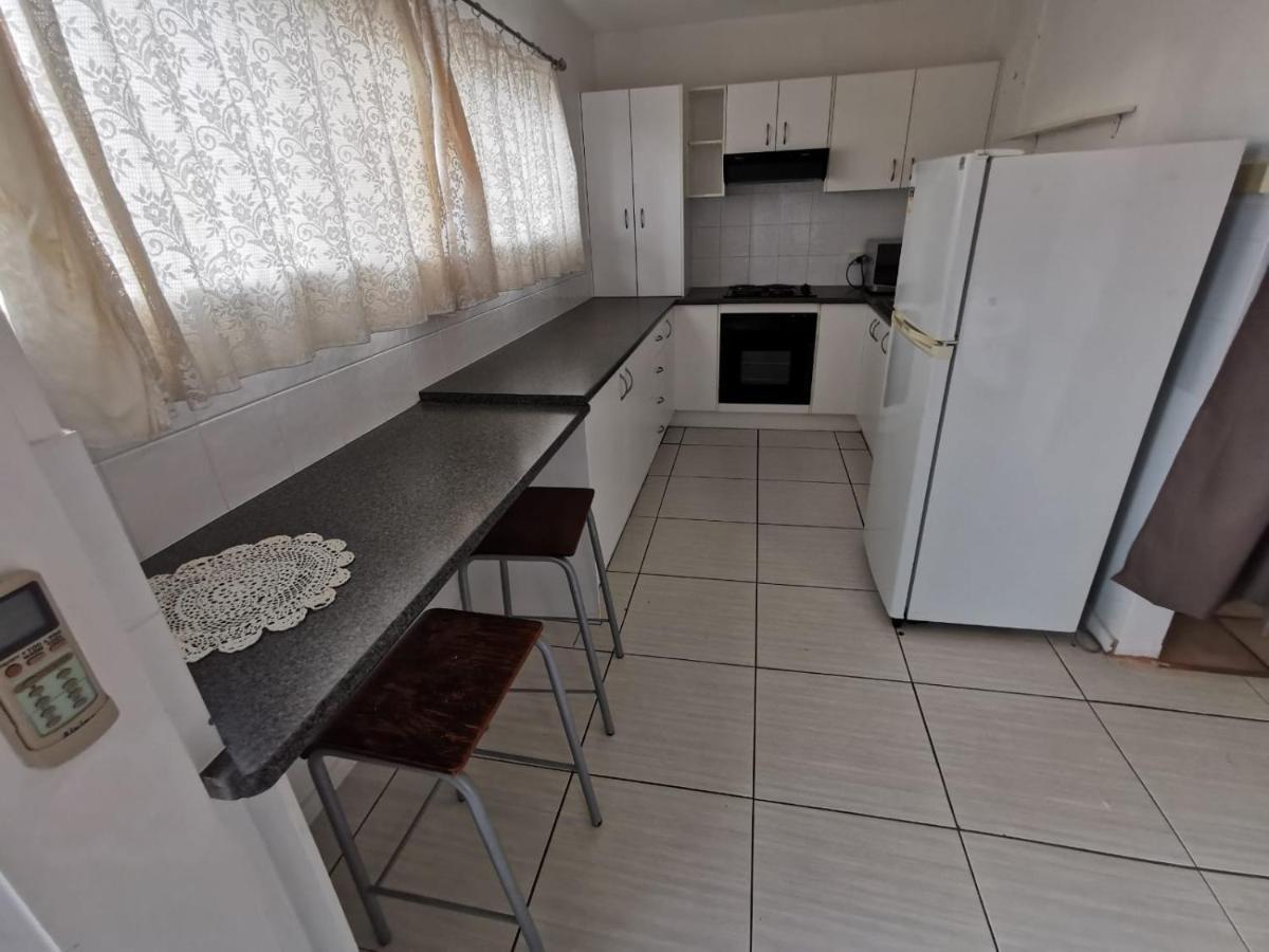 Surfers Holiday Apartments Голд-Кост Экстерьер фото
