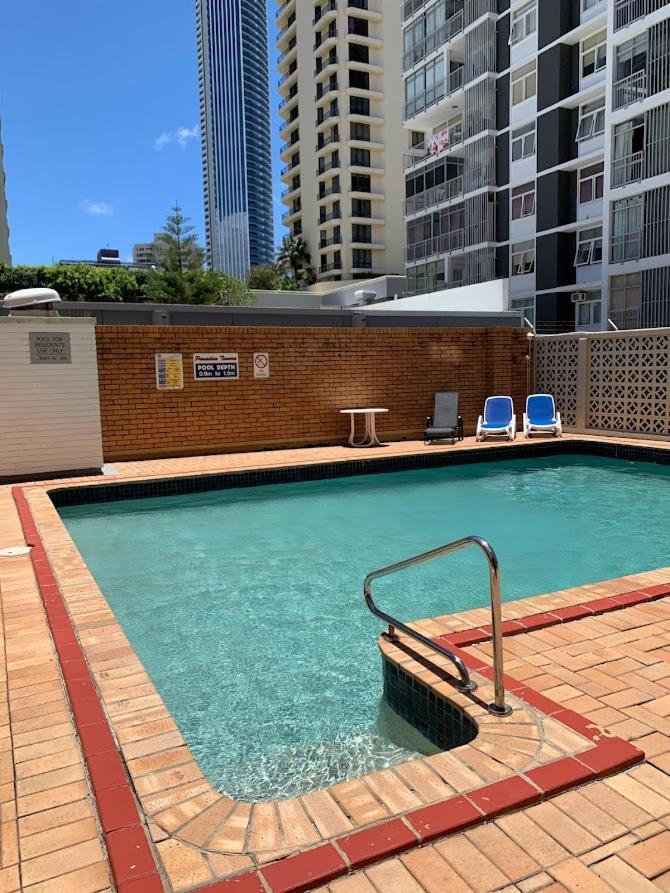 Surfers Holiday Apartments Голд-Кост Экстерьер фото